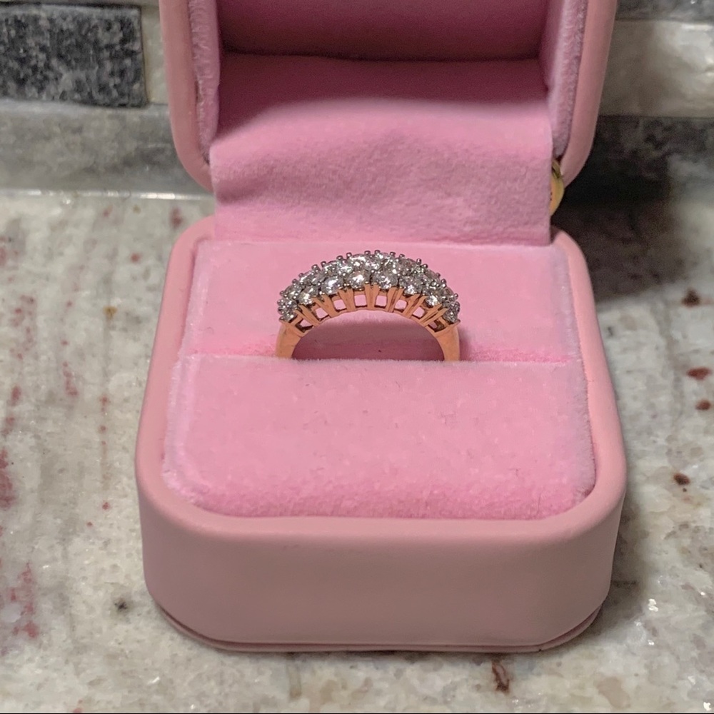 SOLD 1.2 CT Diamond band - Picture 3 of 7